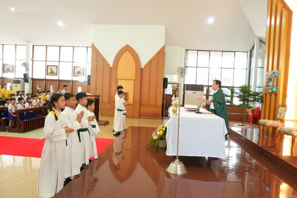 โรงเรียนปรีชานุศาสน์